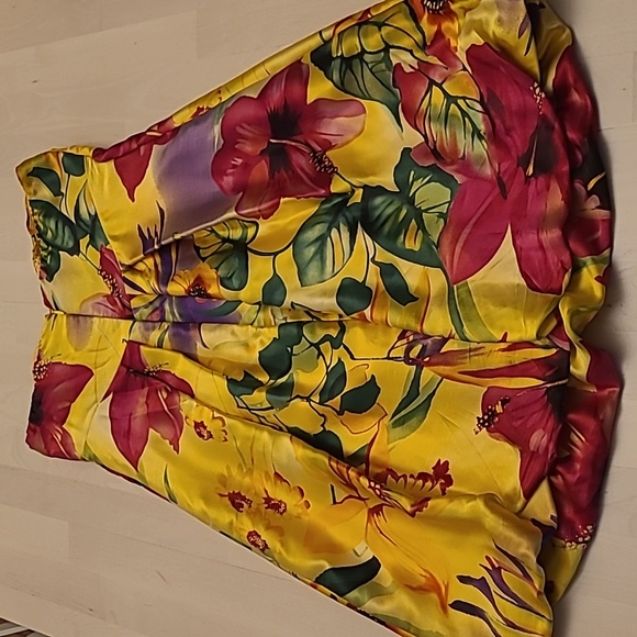 LIKE NEW Y2K Cache 100% Silk Floral Print Balloon Hem Strapless Dress - Picture 8 of 16